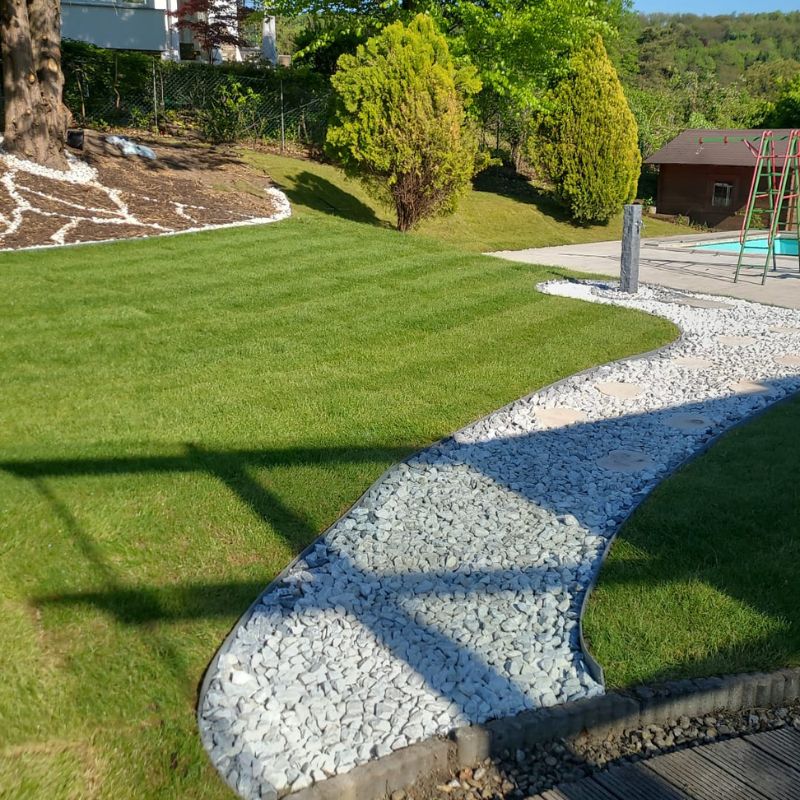 Gartenpflege – gepflegte Grünfläche in Wien