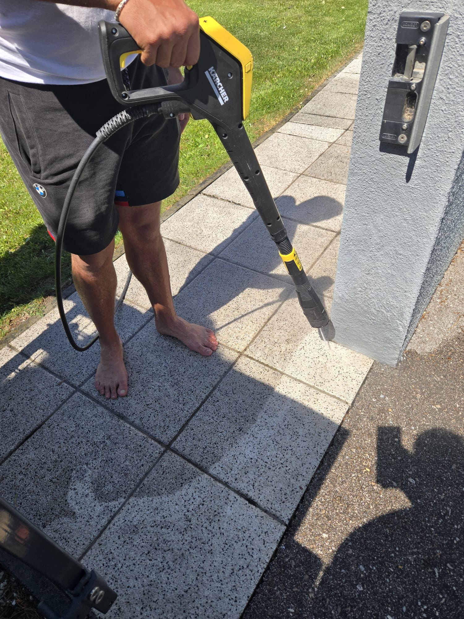 Außenreinigung – Hochdruckreinigung Terrasse in Wien