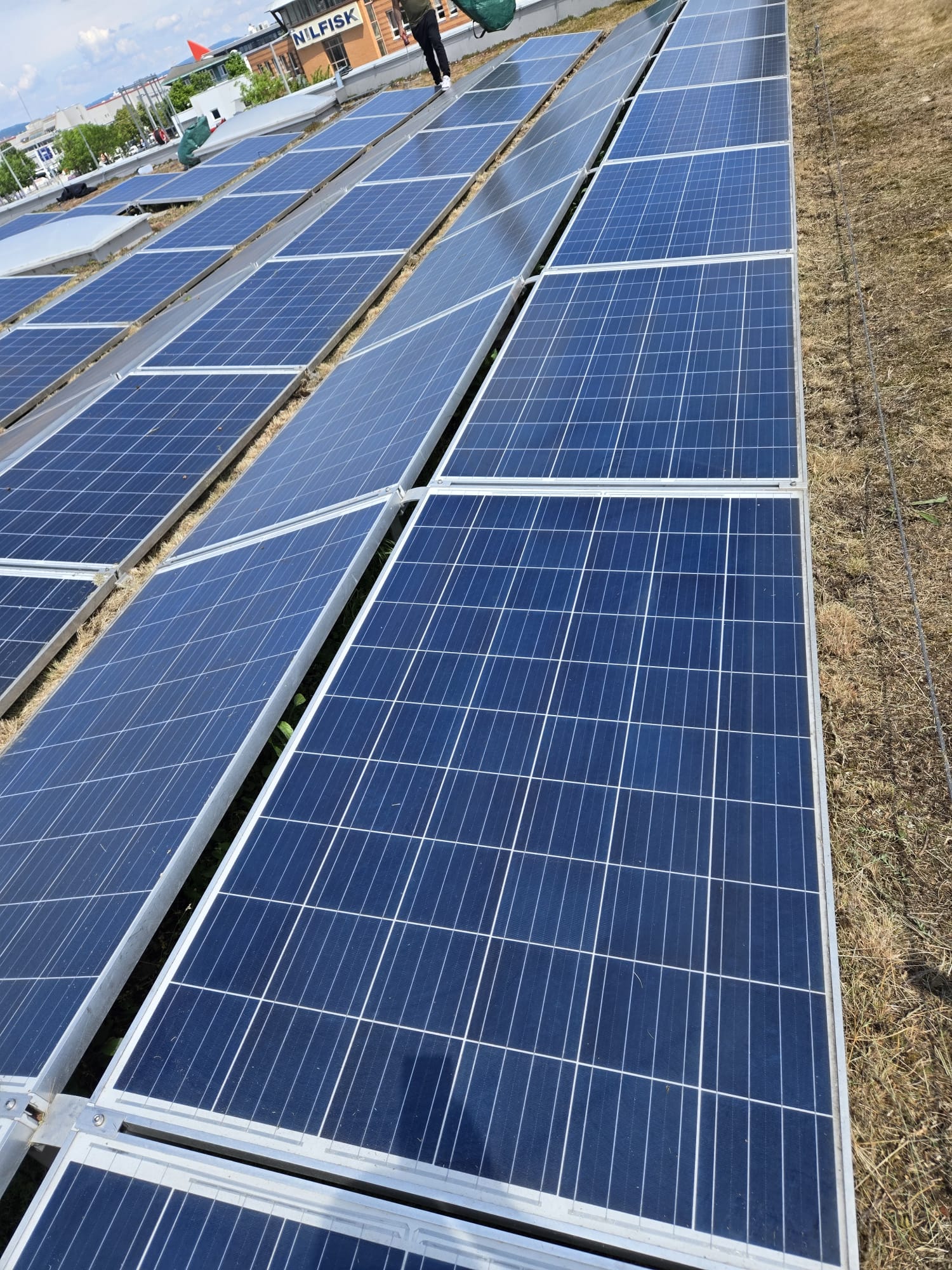 Solarreinigung Wien – Solarmodul Wartung und Reinigung